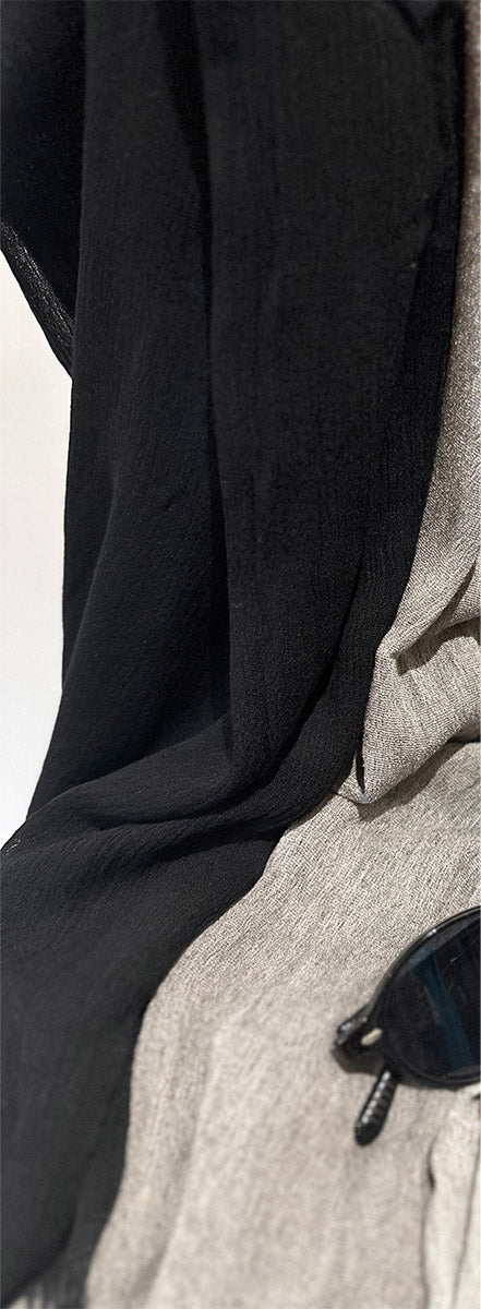 Thailand’s scarf (black)